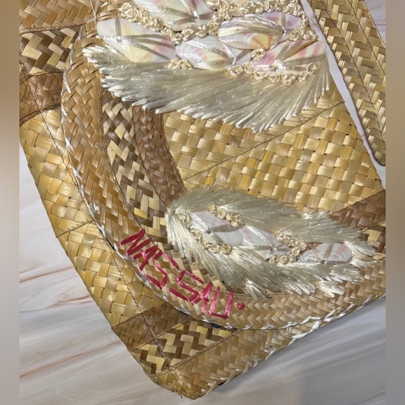 Vintage Woven Straw Shoulder Bag Feather Accents Excellent Condition Coastal main image 10